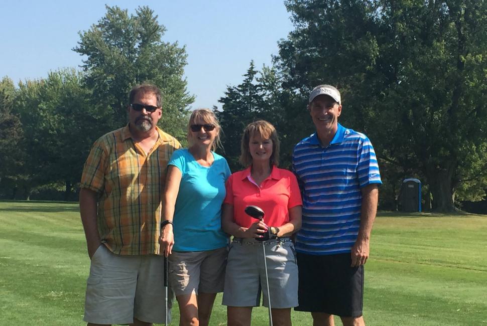 golf tournament attendees 